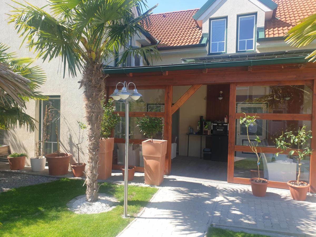 Ferienhaus Apetlon Exteriör bild